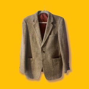 Harris Tweed Herringbone Sport Coat 100% Virgin Wool 38S Medium Brown Tan